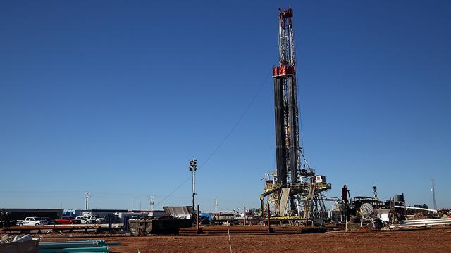 Fracking comes with risks, but it can benefit the economy — and the environment