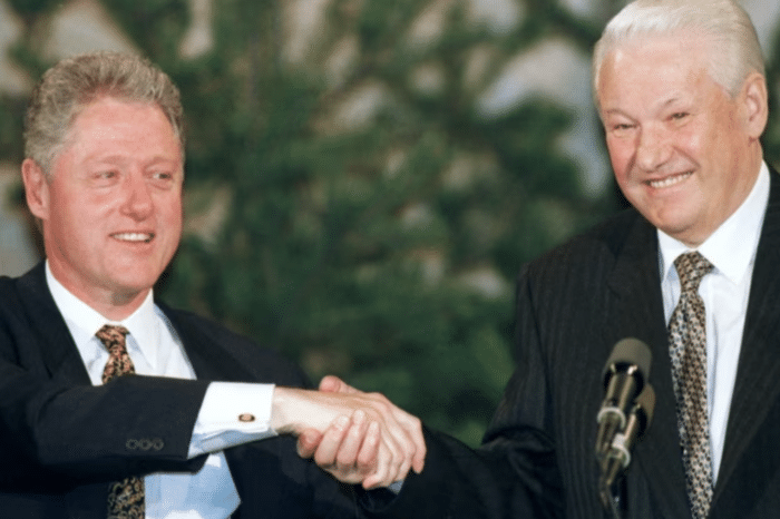 ‘We’re In This With You’: Declassified Clinton Memos Show A Path For Russian Relations That Wasn’t To Be