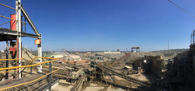 Critical Minerals to the Rescue? Zambia and Zimbabwe Implement Divergent Policies Amid Climate Upheaval