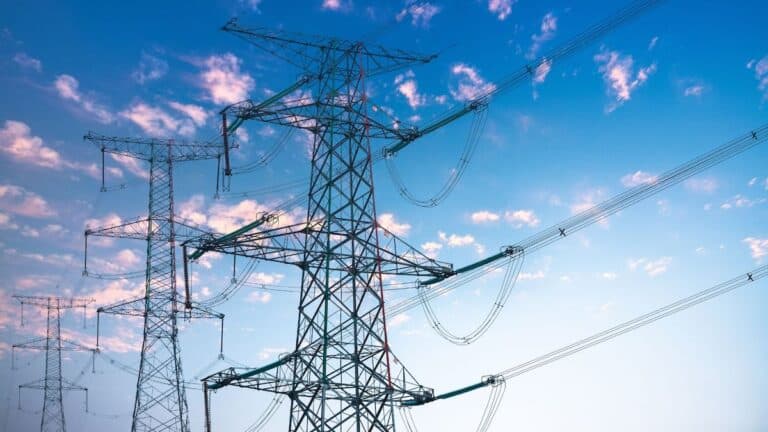 A Quantitative Analysis of Variables Affecting Power Transmission Infrastructure Projects in the US