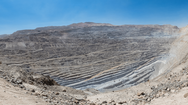 Improving Critical Mineral Mining Negotiations in Chile: Toward Clearer and More Robust Frameworks for Benefit Sharing with Local Communities